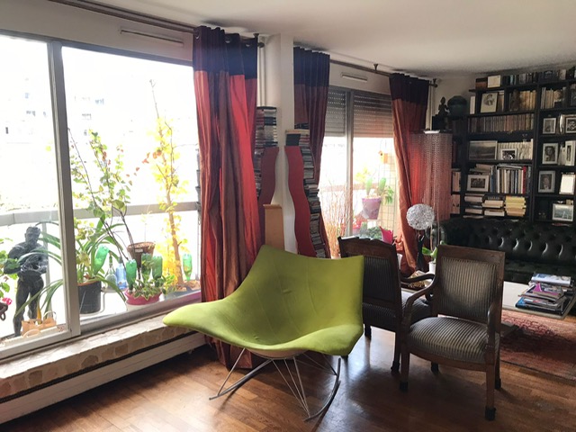 Métro Dupleix 2/3p 60m² occupé homme 76 ans