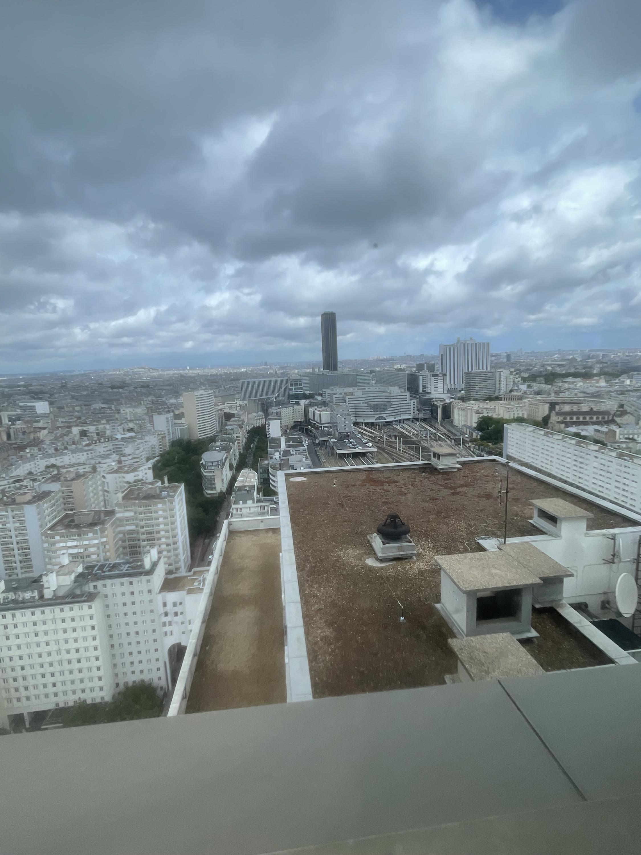2p 50m²  avec piscine occupé homme 71 ans  Paris 15ème - Photo 3